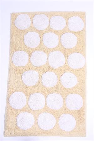 Bademåtte i lys beige med prikker i 50 x 80 cm