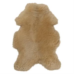 Engelsk kraftig lammeskind farvet i Beige 100-110 cm