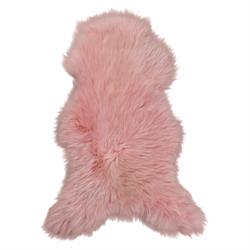 Engelsk kraftig lammeskind farvet i Gammel rosa 100-110 cm